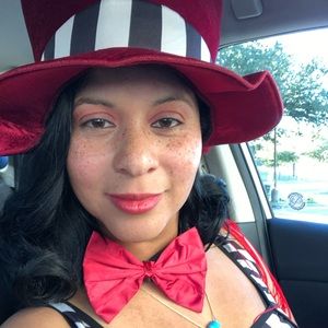 Meet your Posher, Serina